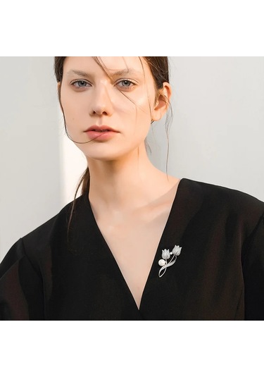 Gelişmiş Lüks 2023 Yeni Lale Çiçek Broşu Zarif Tasarım Gül Beyaz M4-5-1670 M4-5-1670 Çok Renkli