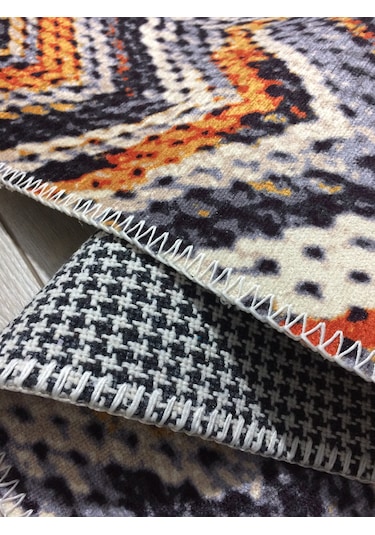 Retro Desenli Alt Kısmı Dokuma Kilim 200x290 Ebatlı+saçaklı