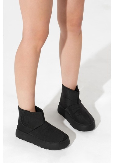 Kalın Poli Taban İçi Kürklü Cırtlı Kadın Siyah Bot Tbals035 Siyah
