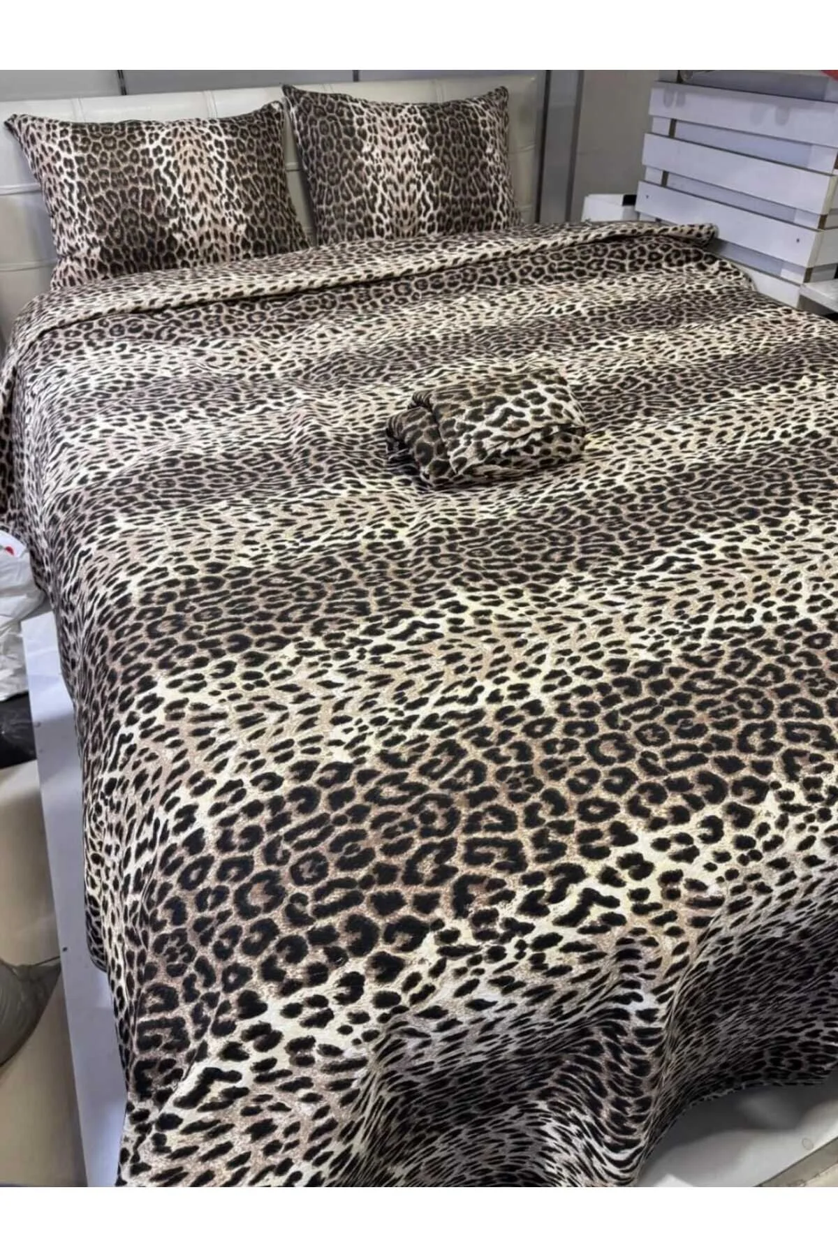 Leopar Desenli Battal Boy Pike 220x240 Cm Cesur Tarz, Hafif Konfor Diğer