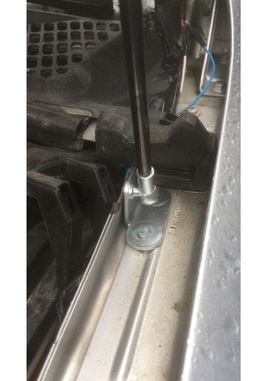 Amortisör Montaj Braketi 4 Lü Set Ø10