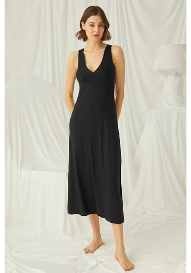 Monamise 19192 Kadın Kalın Asklılı Yakası Ve Sırtı Dekolteli Brode Dantelli Yırtmaçlı Gecelik-siyah Siyah