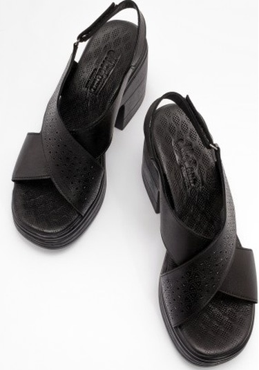 Modena Kadın Hakiki Deri Çapraz Bantlı 7 Cm Topuklu Comfort Sandalaet 1002 Çok Renkli