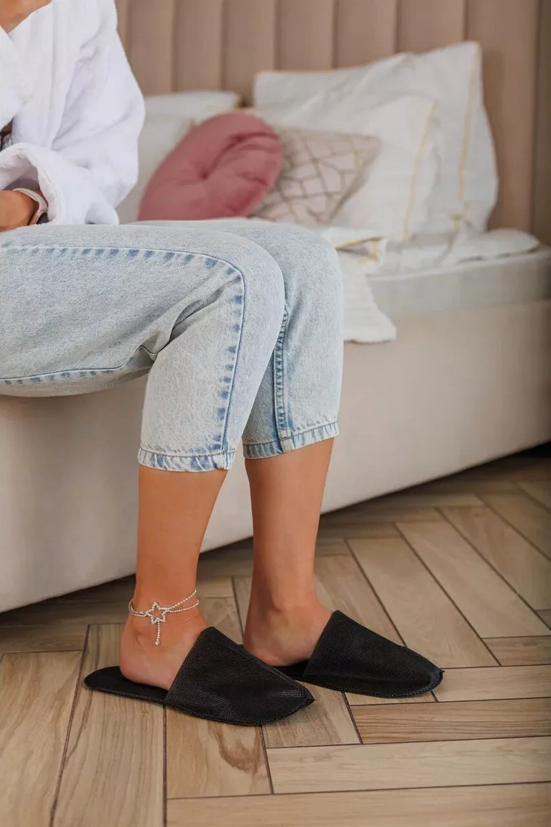 Omı-ko "ultra" Siyah 50 Çift Kapalı Burunlu Tek Kullanımlık Terlikler 194848010