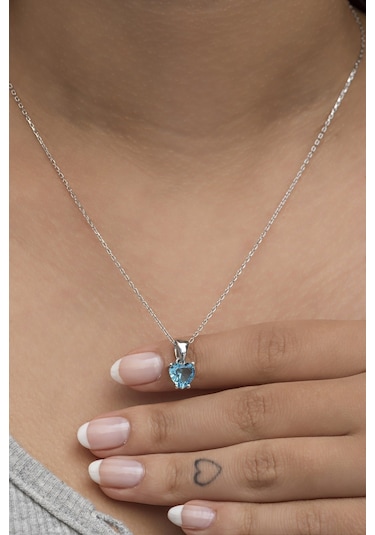 Nereze 925 Ayar Gümüş Rodyumlu Aquamarin Taşlı Kalp Kolye
