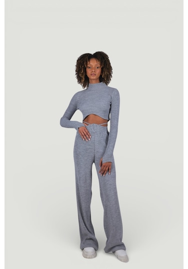 Holly Lolly Balıkçı Yaka Crop Model Parmak Geçirmeli Feels Kazak Gri