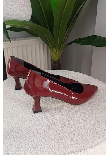 Preshley Kadın Sity Bordo Rugan 6 Cm İnce Topuklu Stiletto Bordo