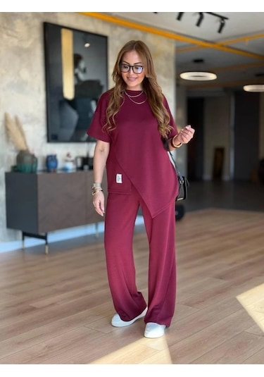 Leyla Sanat Sanata Yeni Bir Bakış Açısı Kadın Kısa Kollu Bisiklet Yaka Asimetrik Viskon Iki Iplik Bluz Ve Pantolon Ikili Takım Bordo