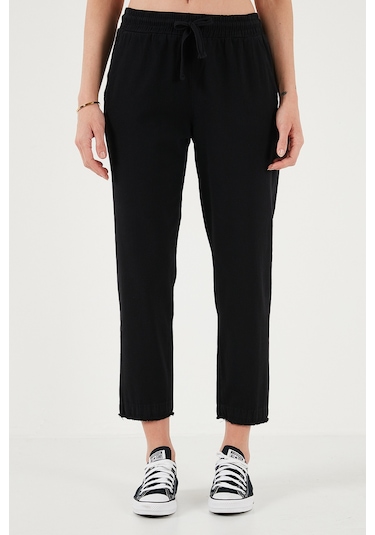 Lela Pamuklu Normal Bel Regular Fit Düz Paça Bayan Pantolon 668Yp42282S4 Siyah