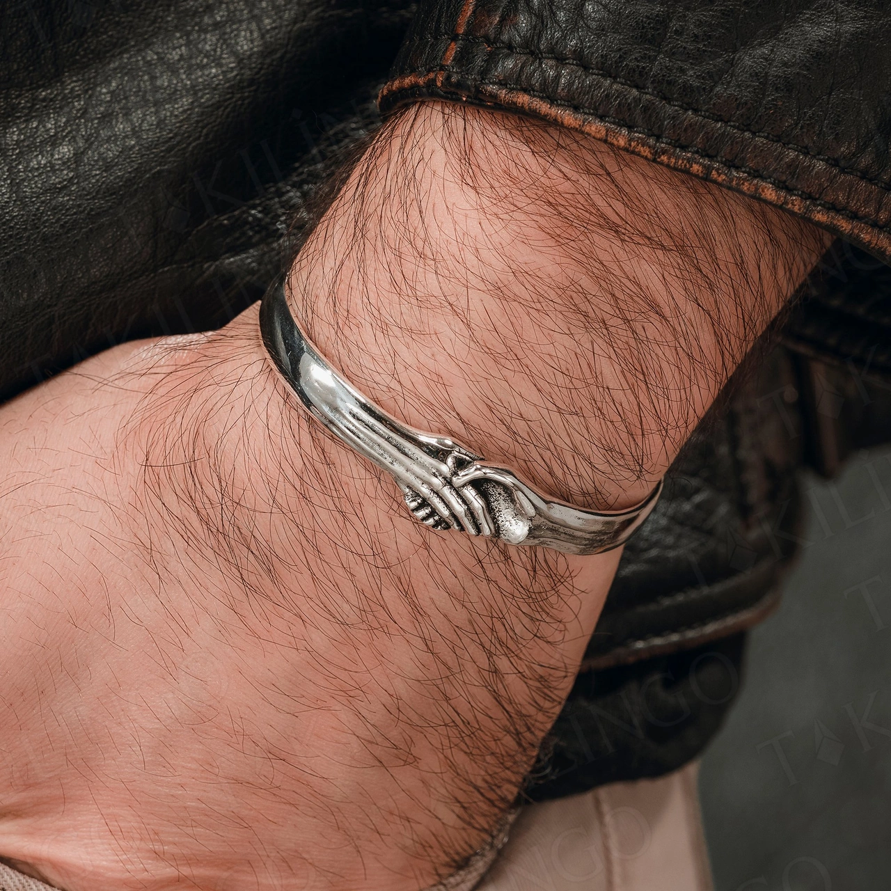 925 Ayar Gümüş Dost Arkadaş Temalı Model Açık Cuff Hediye Erkek Bileklik Gümüş