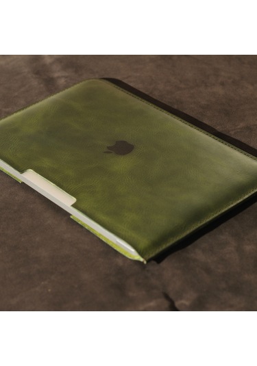 Kişiye Isme Özel Adonis Macbook Air Hakiki Deri Kılıf Yeşil