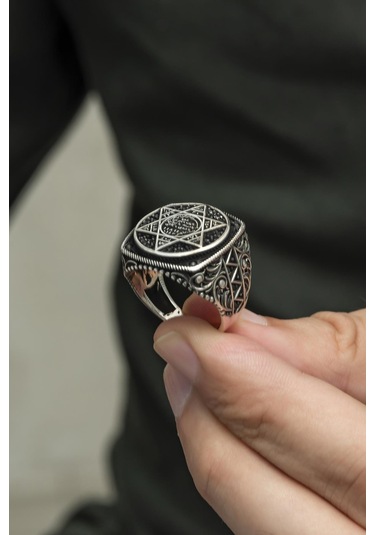 Süleyman Mührü Desenli Mikro Taşlı 925 Gümüş Erkek Yüzük