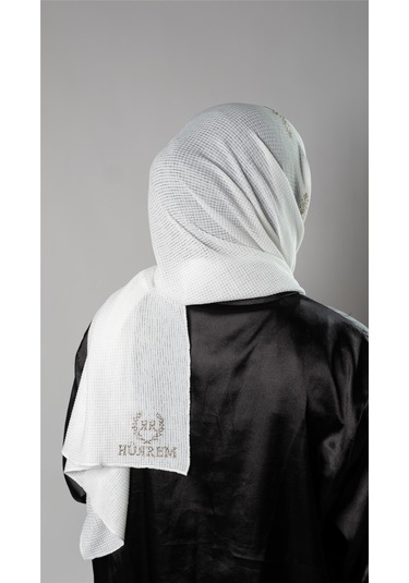 Beyaz Pratik Hazır Geçmeli Tesettür Şal Örme Kumaş Taşlı Çiçek Desenli 2118c 42