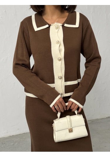 Kadın Inci Düğmeli Etekli Triko Takım Kahverengi