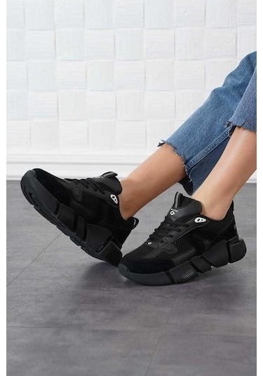 Kadın Ortopedik Tabanlı File Detaylı Sneaker Spor Ayakkabı Siyah