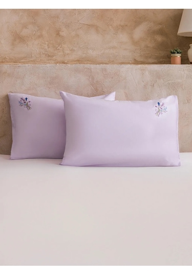 Lila Çiçek Nakışlı Pamuklu Yastık Kılıfı 50x70 Cm