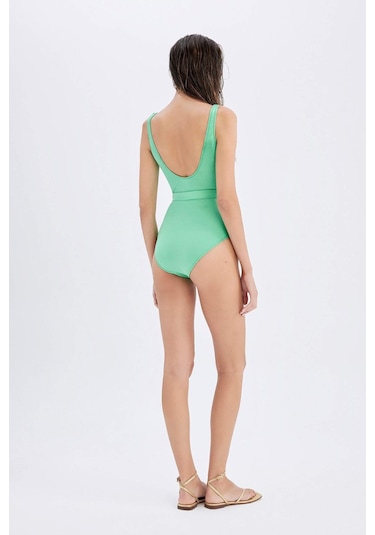 DeFacto x Declara V Yaka Mayo C5758AX24HSGN551 Yeşil DeFacto x Declara V Yaka Mayo C5758AX24HSGN551 Yeşil