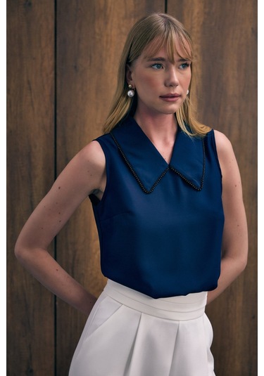 Yaka İncili Kolsuz Bluz - Lacivert-136426 Lacivert