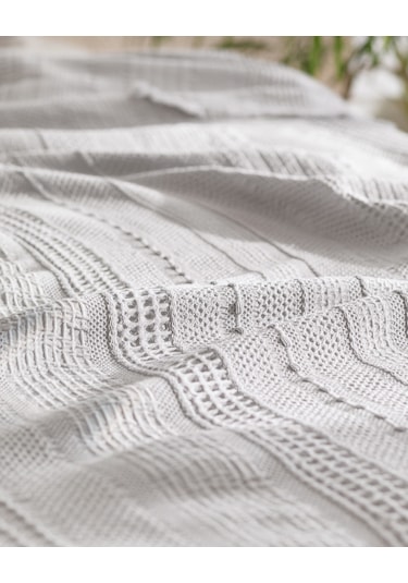 Madame Coco Lucille Çift Kişilik Yatak Örtüsü Gri