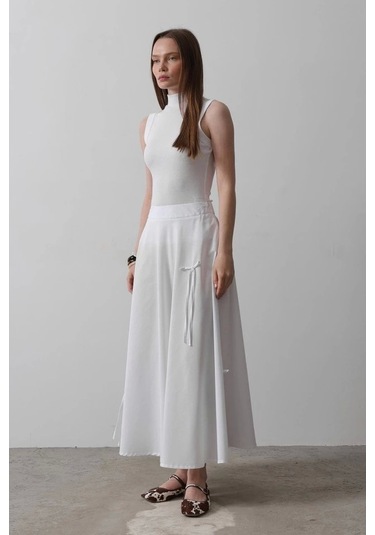 Defymoda Fiyonk Kloş Etek - Beyaz Beyaz