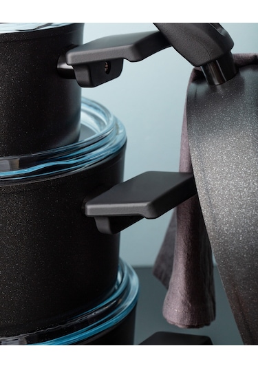 Madame Coco Titanium Profesional Tencere Seti Tncr0000000021