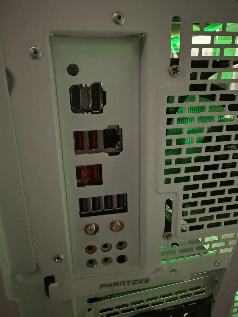 Msı B650 Gaming Plus Wifi Uyumlu Anakart Arka Aynası