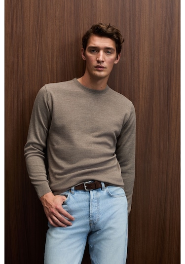 VAREX Erkek Yuvarlak Yaka Basic Slim Fit Triko Vizon Kazak