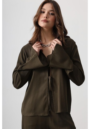 Ge Ticaret Önden Biyeli Bluz Ve Pantolon Takım - Haki Haki