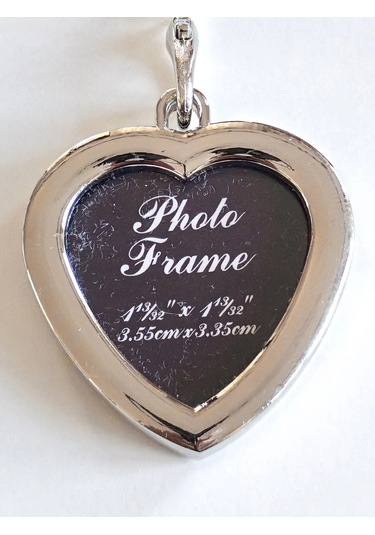 Moncuk Design Altın Sarısı Kalp Şekilli Metal Fotoğraf Çerçeveli Anahtarlık