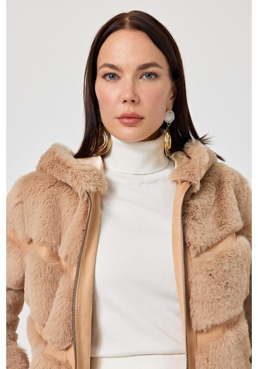 Martina Camel Tüylü Mont 001