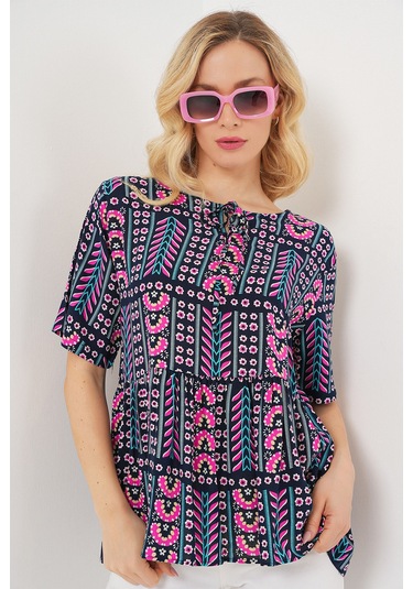 Kadın Desenli Kısa Kol Bluz 969 - Lacivert Lacivert