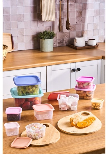 Karaca Damla 12 Parça Saklama Kabı ve Kesme Tahtası