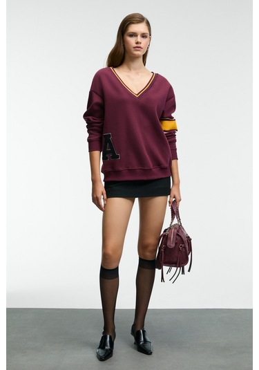 Grımelange Dıvıne Kadın V Yakalı Nakış Ve Patch Detaylı Bordo Sweatshirt Bordo
