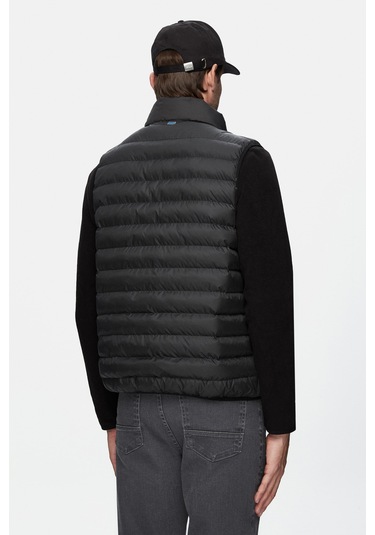 Blume Siyah Fermuarlı Ve Cepli Polyester Standard Fit Erkek Yelek Siyah