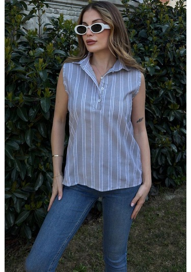 Kadın Anrasit Çizgili, Dokulu Yazlık Kumaş, Yarım Patlı, Sıfır Kollu Bluz Siyah