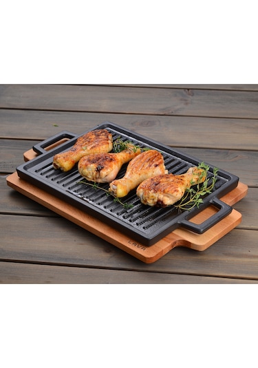 Lava Döküm Dikdörtgen Hot Plate, ahşap altlıklı. Ölçü 22x15cm.