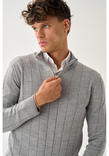 Dikey Dokuma Desenli Fermuarlı Triko Kazak Gri