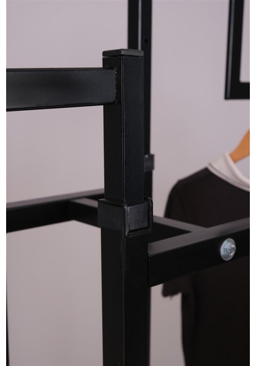 Z Kollu Siyah Ahtapot Elbise Askılığı Renkli