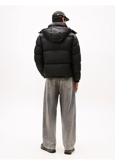 Tommy Hilfiger Tjm Alaska Down Puffer Ext Erkek Siyah Mont - Dm0dm22036 Tommy Hilfiger Tjm Alaska Down Puffer Ext Erkek Siyah Mont - Dm0dm22036