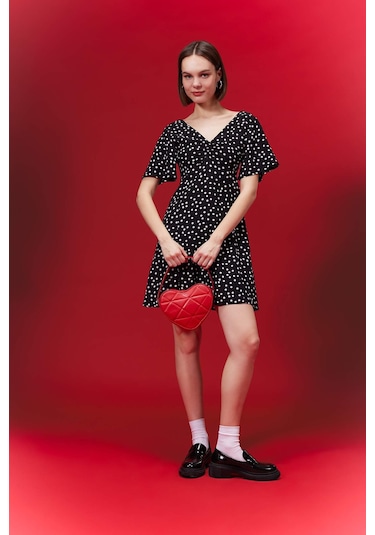 Defacto V Yaka Puantiyeli Maroken Mini Kısa Kollu Elbise B0127AX24SPBK27