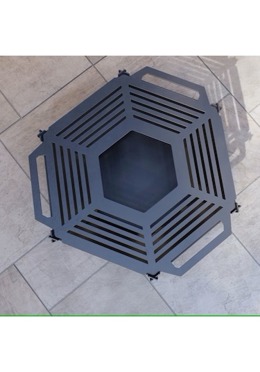 Altıgen Ateş Çukuru Ve Portatif Mangal Desenli Dekoratif