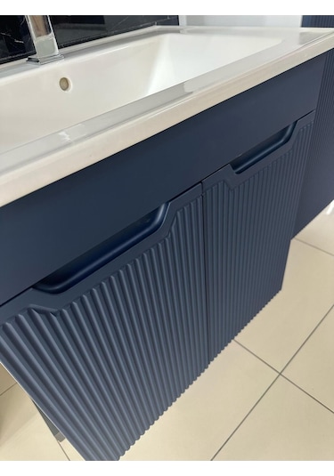 Banyo Dolabı Aynalı Boy Dolaplı Membran Kapaklı 65 Cm Mavi