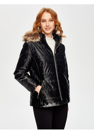 Kürk Kapüşonlu Parlak Kapitone Mont 69442 U6944210 Siyah