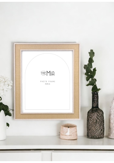 The Mia Delgado Fotoğraf Çerçevesi Beyaz 30x25 Cm