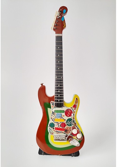 El Yapımı 1/4 Ölçek Minyatür Elektro Gitar Stratocaster Rocky Brw