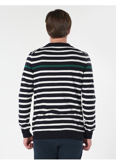 Colin's Regular Fit Bisiklet Yaka Çizgili Lacivert Erkek Kazak CL1064501_Q1.V1_NAV Colin's Regular Fit Bisiklet Yaka Çizgili Lacivert Erkek Kazak CL1064501_Q1.V1_NAV