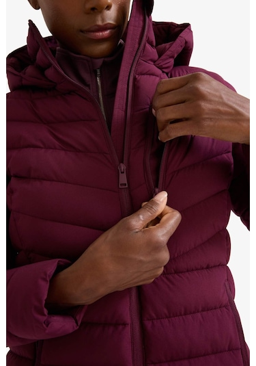 Defacto Defactofit Su İtici Regular Fit Kapüşonlu Şişme Parka Mont C6035ax25wnbr232 Bordo-br232