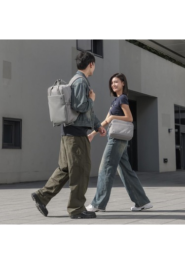 Ulanzi F08 Lightweight Travel Backpack 18l