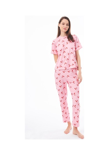 Premium Kadın Pijama Takımı Kiraz Desenli Yumuşak Dokulu Kısa Kollu Bisiklet Yaka Pudra