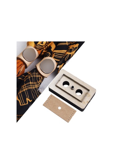 Suntek Atkı Tokası Kesme Kalıpları Delme Kalıbı 67x31mm